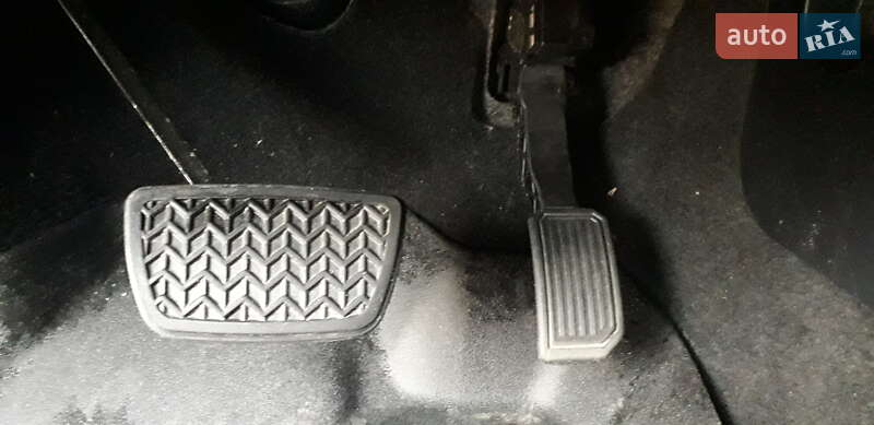 Пикап Toyota Tundra 2017 в Мостиске