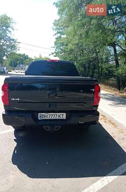 Пикап Toyota Tundra 2018 в 