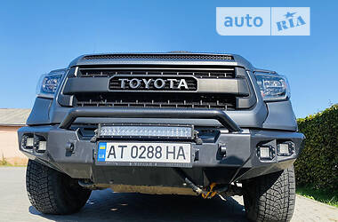 Пікап Toyota Tundra 2014 в Косові