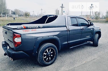 Пикап Toyota Tundra 2017 в Константиновке