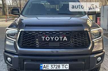 Пікап Toyota Tundra 2021 в Дніпрі