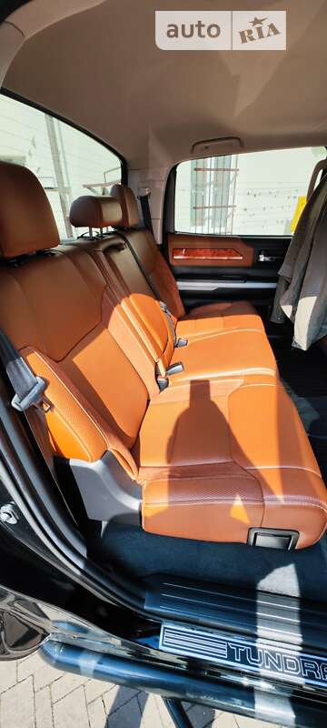 Пикап Toyota Tundra 2019 в Львове