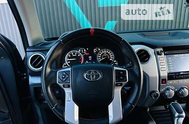 Пикап Toyota Tundra 2016 в Мукачево