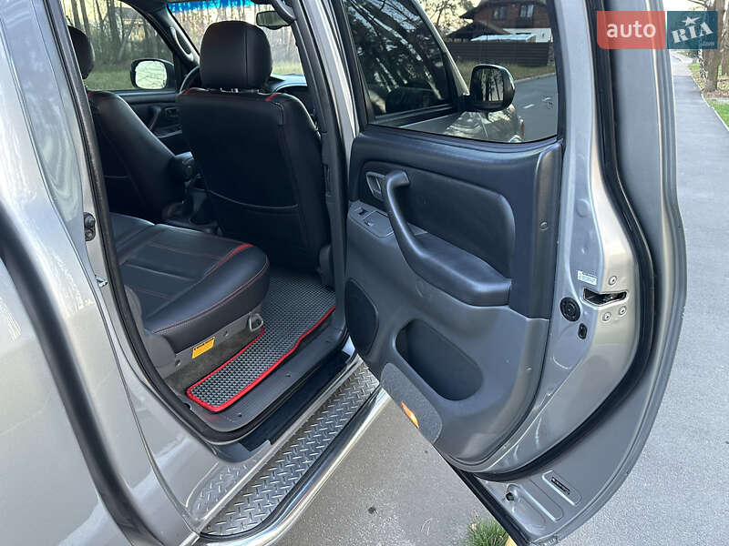 Пикап Toyota Tundra 2006 в Киеве