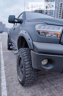 Пикап Toyota Tundra 2008 в Киеве