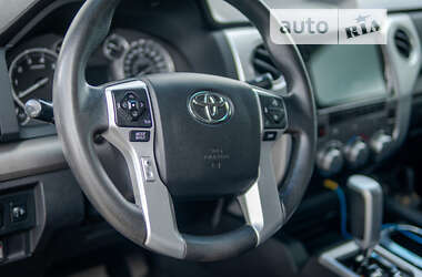Пікап Toyota Tundra 2014 в Рівному