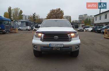 Пікап Toyota Tundra 2007 в Києві