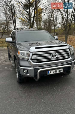 Пикап Toyota Tundra 2015 в Виннице