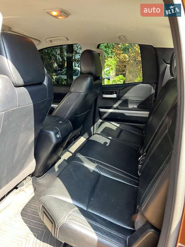 Пікап Toyota Tundra 2013 в Смілі