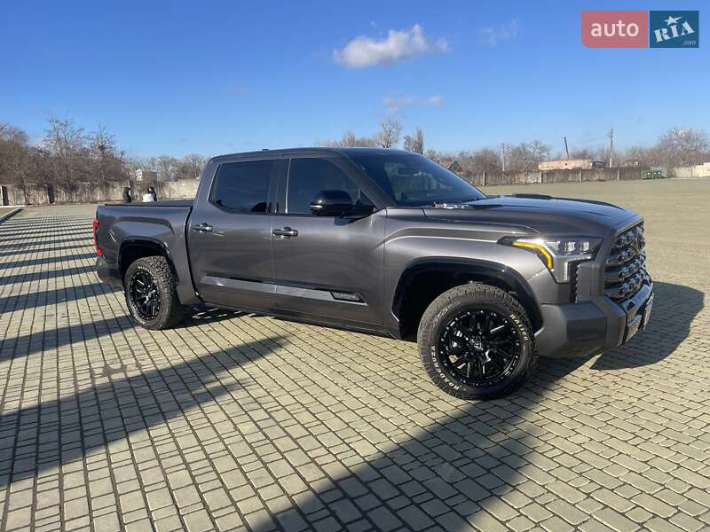 Пикап Toyota Tundra 2023 в Одессе