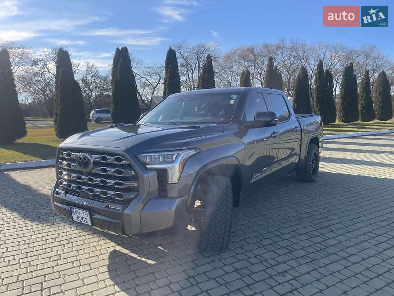 Пикап Toyota Tundra 2023 в Одессе