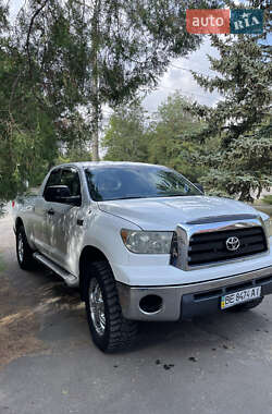 Пикап Toyota Tundra 2008 в Еланце