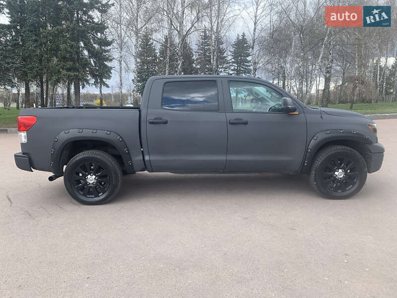 Пікап Toyota Tundra 2011 в Житомирі