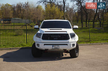 Пикап Toyota Tundra 2019 в 