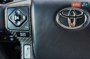 Пикап Toyota Tundra 2015 в 