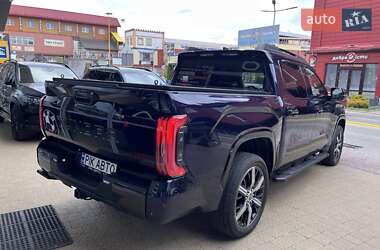 Пикап Toyota Tundra 2023 в 
