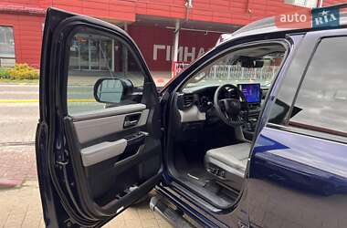 Пикап Toyota Tundra 2023 в 