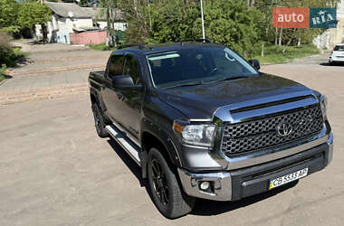 Пикап Toyota Tundra 2019 в 