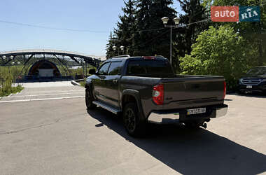 Пикап Toyota Tundra 2019 в 