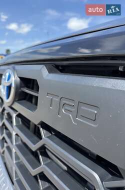 Пикап Toyota Tundra 2023 в 