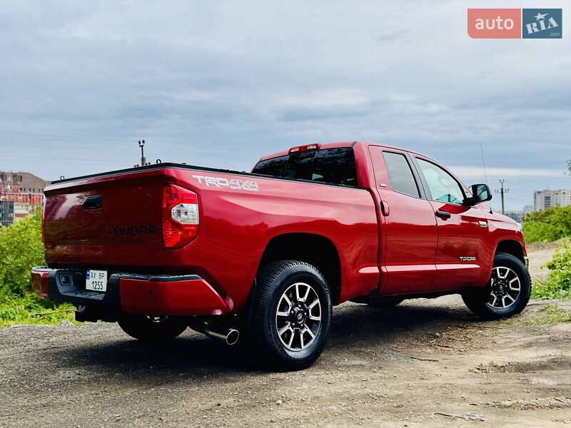 Пікап Toyota Tundra 2018 в Дніпрі