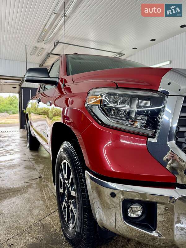 Пікап Toyota Tundra 2018 в Дніпрі