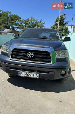 Пикап Toyota Tundra 2008 в 