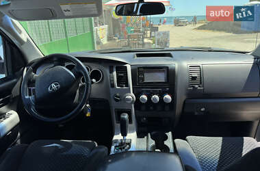 Пикап Toyota Tundra 2008 в 
