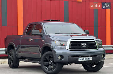 Пікап Toyota Tundra 2008 в Києві