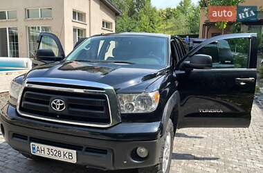 Пикап Toyota Tundra 2010 в Киеве