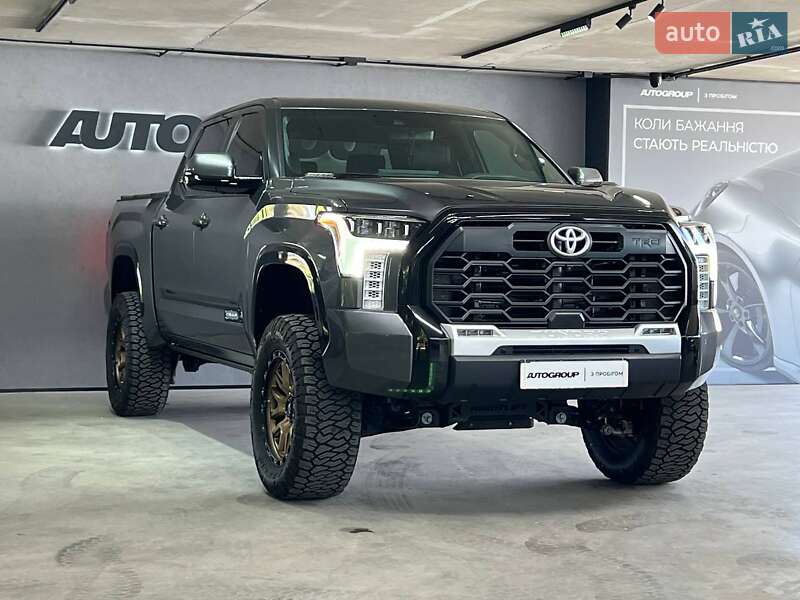 Toyota Tundra 2024