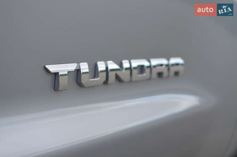 Пикап Toyota Tundra 2017 в Львове