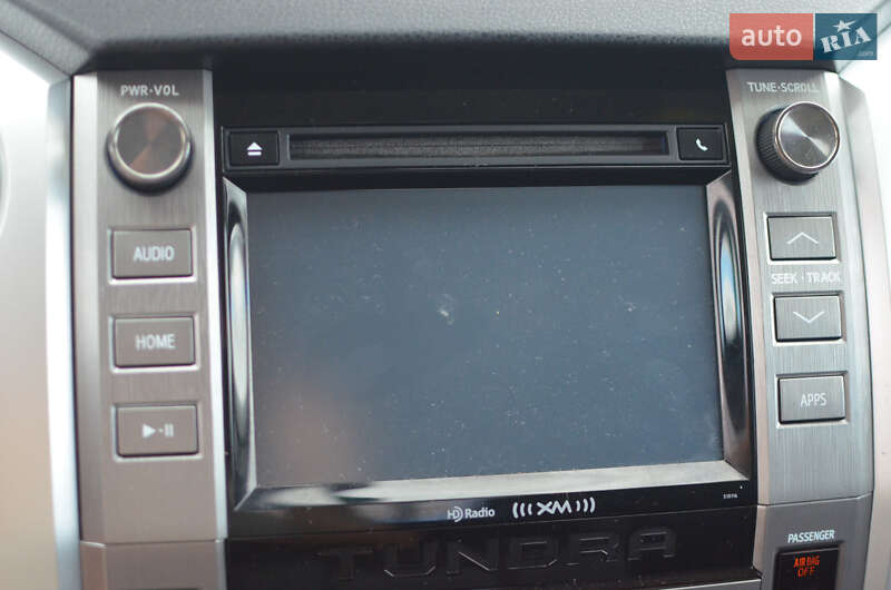 Пикап Toyota Tundra 2017 в Львове