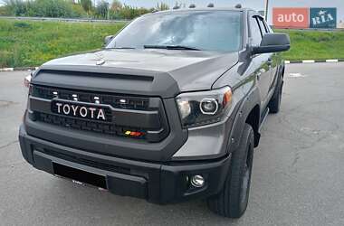 Пикап Toyota Tundra 2017 в Киеве