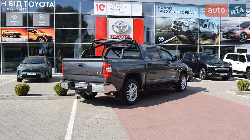 Пикап Toyota Tundra 2017 в Житомире