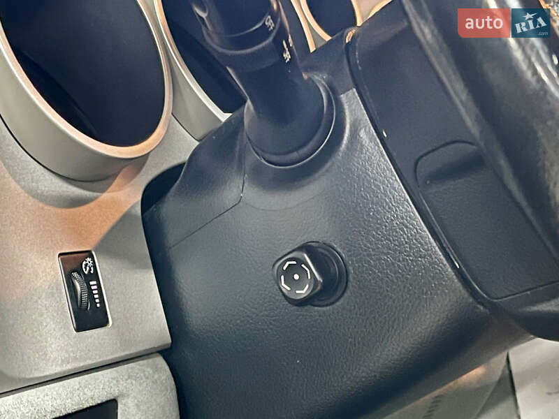 Пікап Toyota Tundra 2007 в Києві