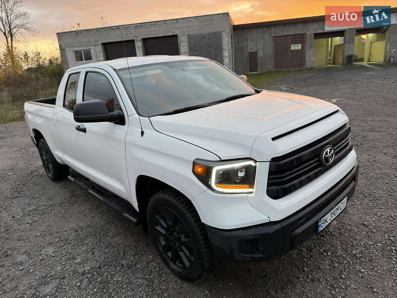 Пикап Toyota Tundra 2016 в Камне-Каширском фото 9 Пикап Toyota Tundra 2016 в Камне-Каширском