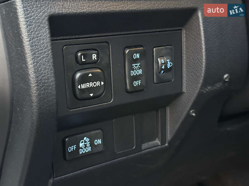 Пикап Toyota Tundra 2016 в Камне-Каширском фото 47 Пикап Toyota Tundra 2016 в Камне-Каширском