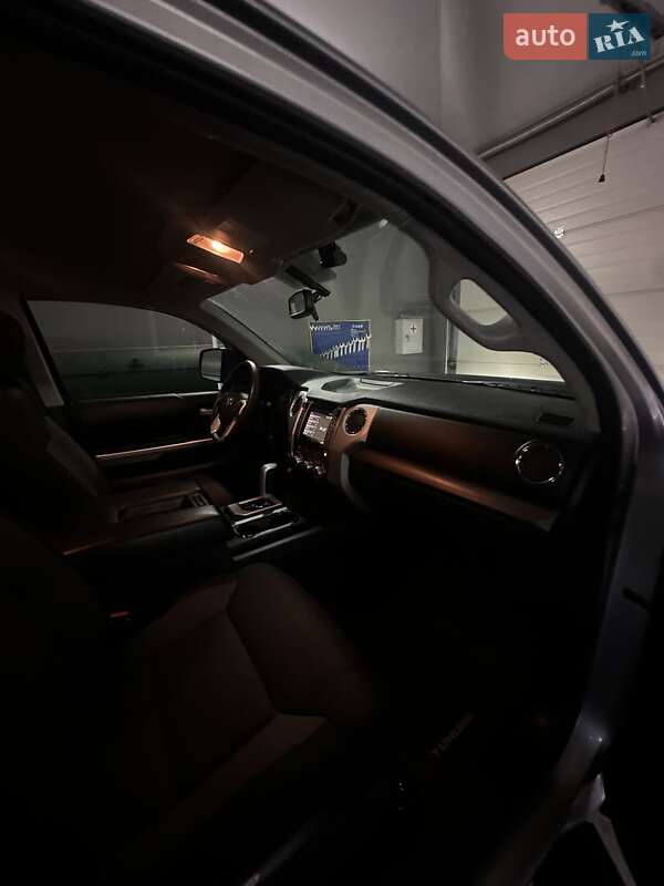 Пікап Toyota Tundra 2016 в Луцьку фото 14 Пікап Toyota Tundra 2016 в Луцьку