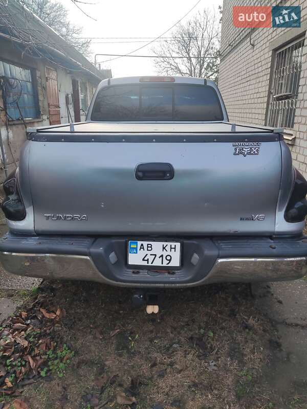 Пикап Toyota Tundra 2005 в Терновке