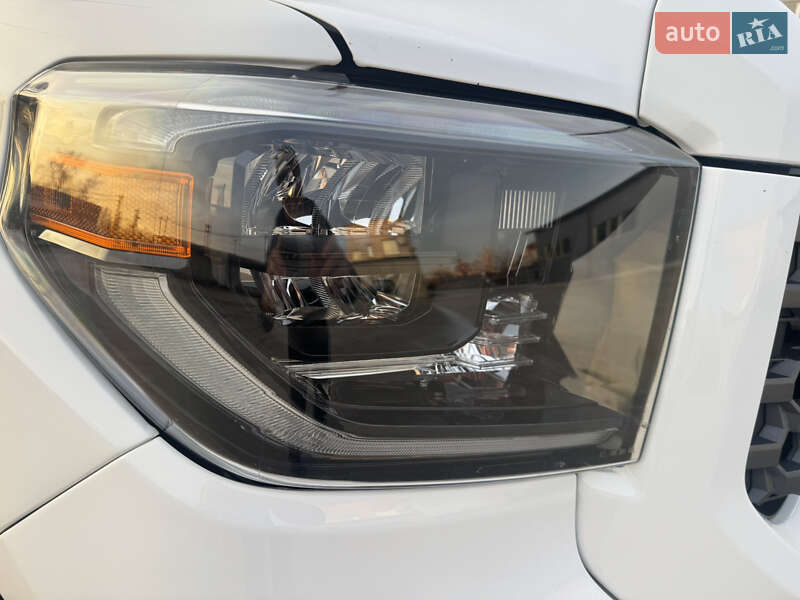 Пікап Toyota Tundra 2018 в Вінниці