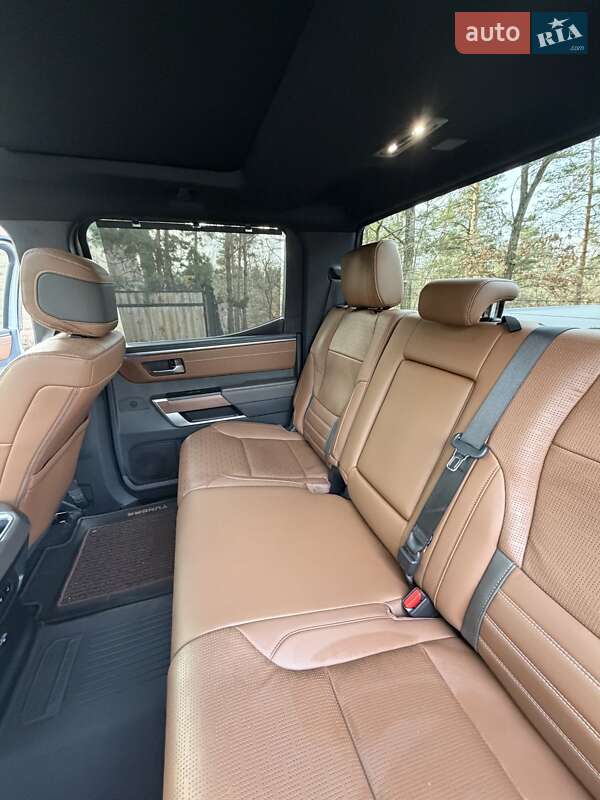 Пікап Toyota Tundra 2023 в Києві