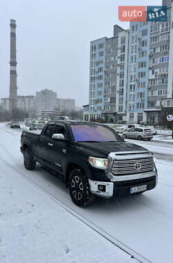Пикап Toyota Tundra 2015 в Черкассах