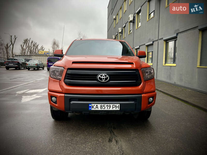 Пікап Toyota Tundra 2016 в Києві