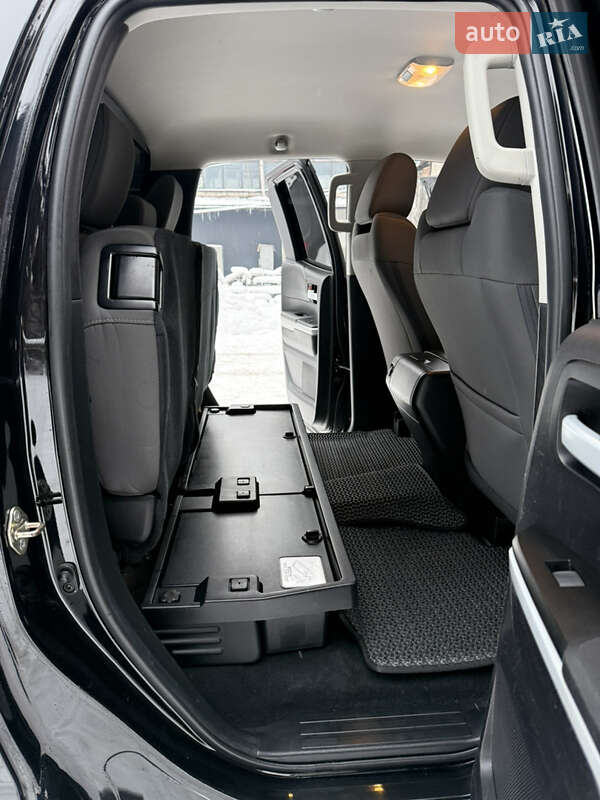 Пікап Toyota Tundra 2020 в Рахові