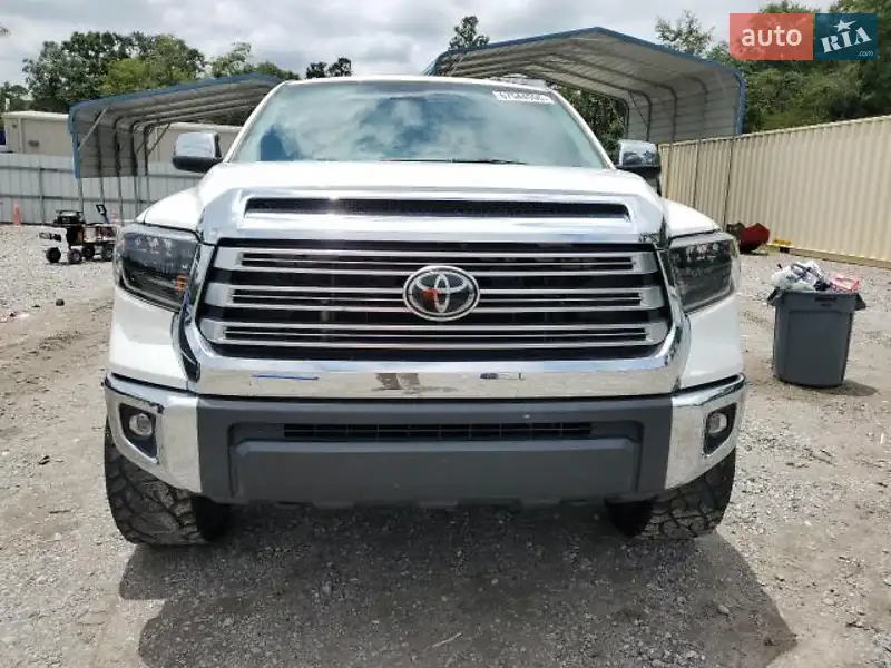 Toyota Tundra