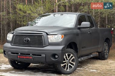 Пикап Toyota Tundra 2012 в Белогородке