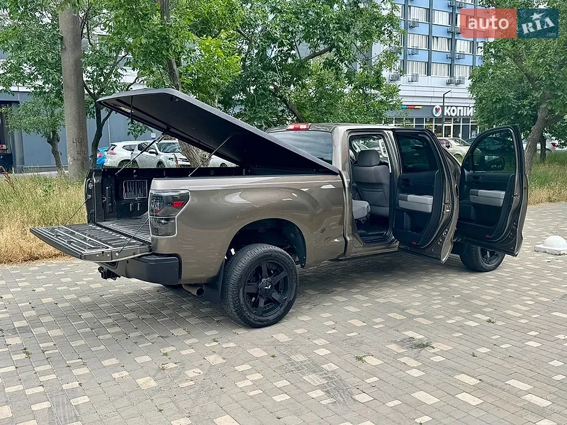 Toyota Tundra 2012 VIN 5TFUW5F19CX267128 фото оголошення 25 з 94