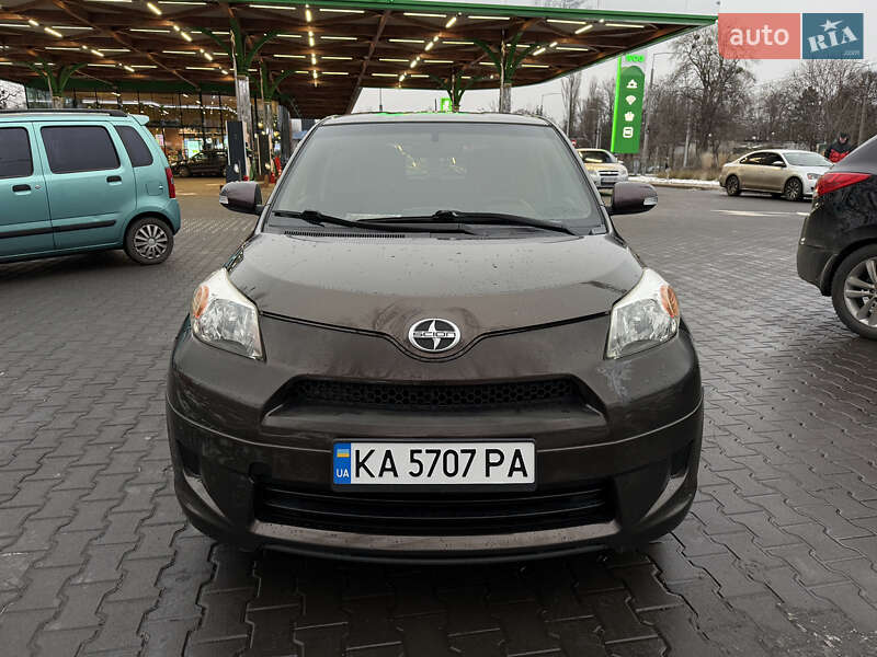 Внедорожник / Кроссовер Toyota Urban Cruiser 2010 в Киеве