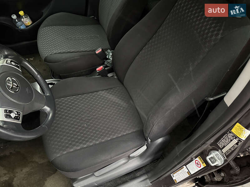 Внедорожник / Кроссовер Toyota Urban Cruiser 2010 в Киеве